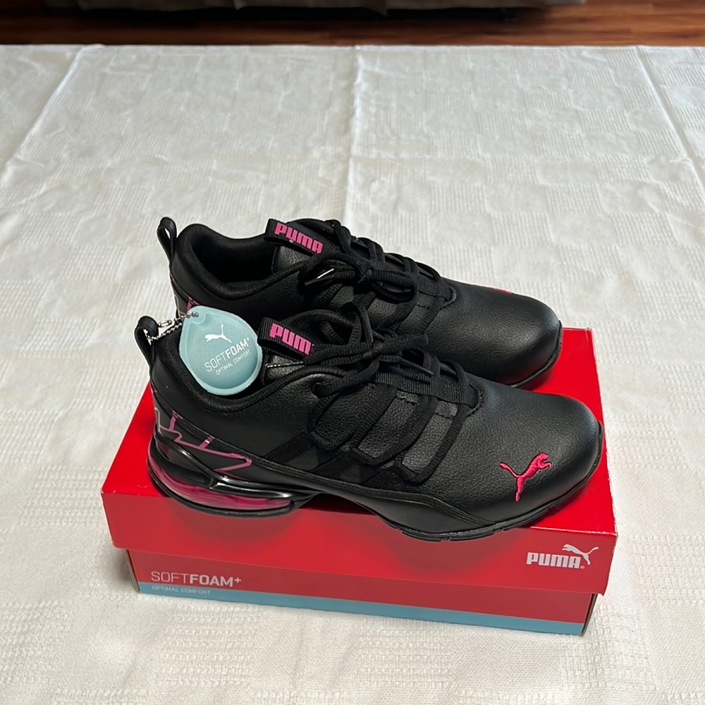 Brand new ladies pumas